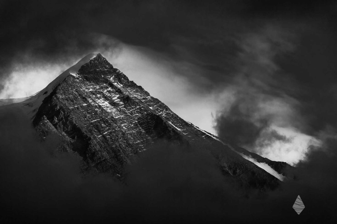 Photo de l'Aiguille du Goûter dans le Massif du Mont Blanc au dessus de Chamonix