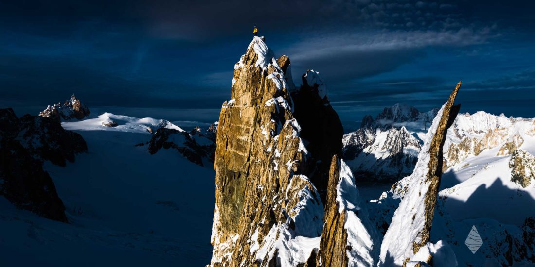 Photo panoramique des Aiguilles 'Entrèves dans le massif du Mont Blanc